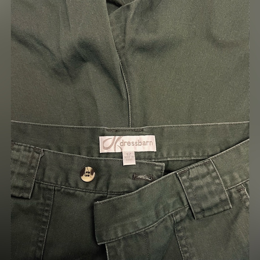 LIKE NEW DRESS BARN 100% COTTON WOMENS CARGO STYLE SHORTS SIZE 12 KHAKI GREEN - Picture 5 of 7